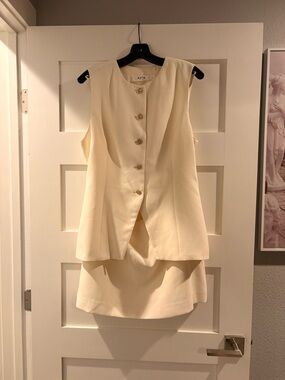 ASTR Cream Sleeveless Button-Front Mini Dress
